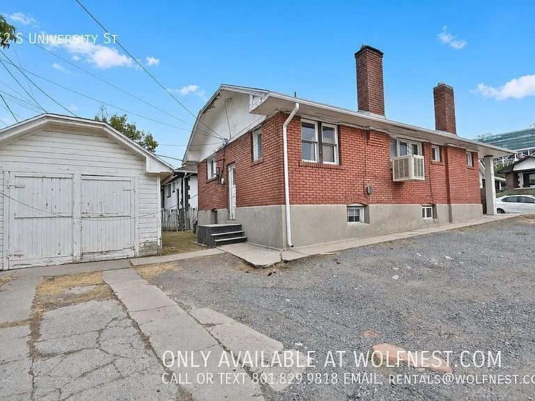 462 S University St — Photo 25
