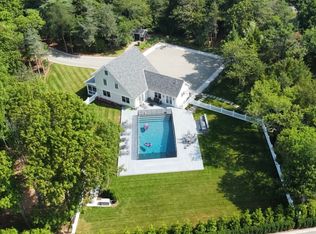 30 Club Ln, Remsenburg, NY 11960