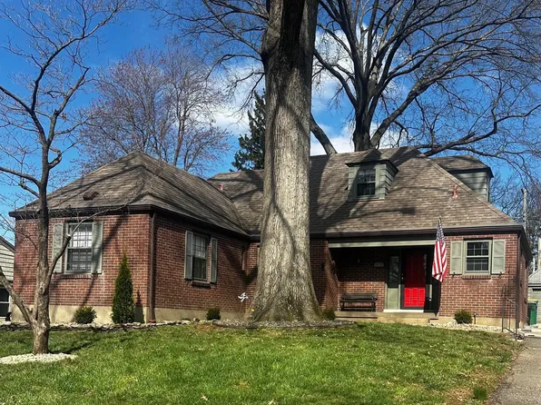 1211 Falcon Dr, Audubon Park, KY 40213