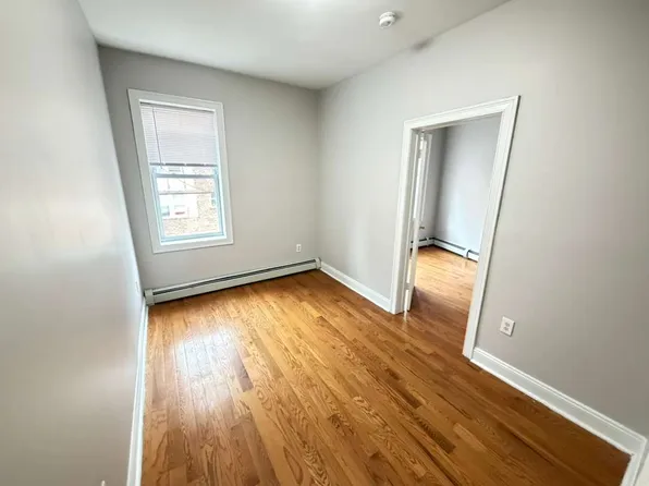 18 Wright Avenue image 29 of 35