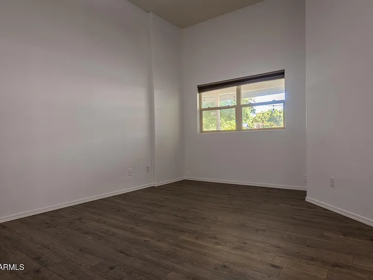 3125 E Cottonwood Ln — Photo 19