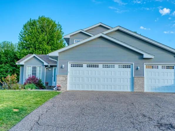 3803 Globe Flower Cir N #1, Minneapolis, MN 55443