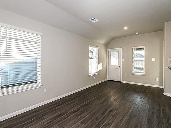 5th image of 5122 Hector Gustavo Dr