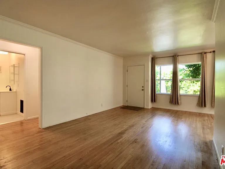 4336 Laurel Canyon Blvd — Photo 15