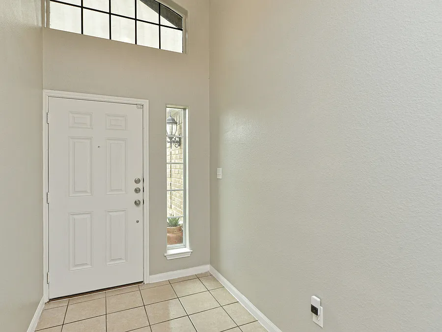 Building Photo - 13217 Nelson Houser St