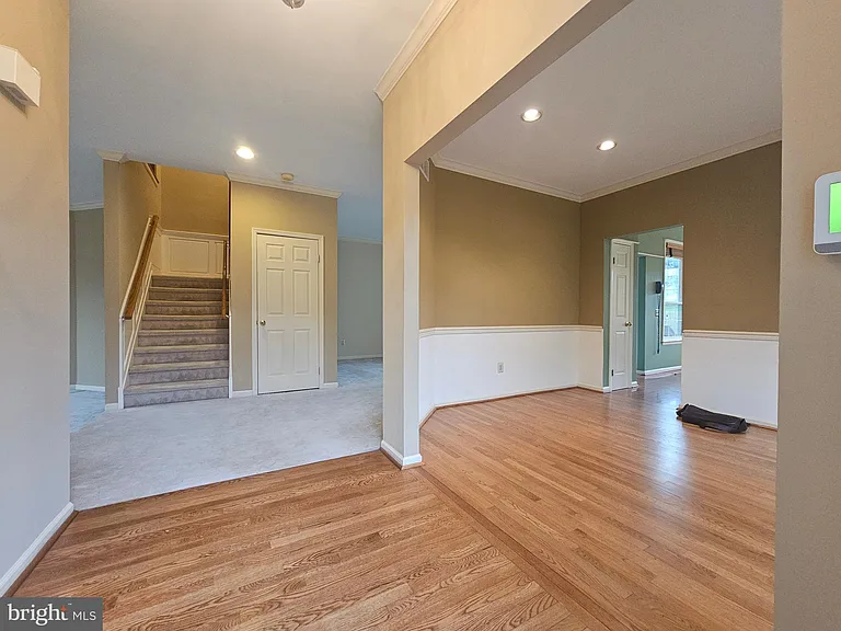 223 Pinecrest Ln — Photo 7
