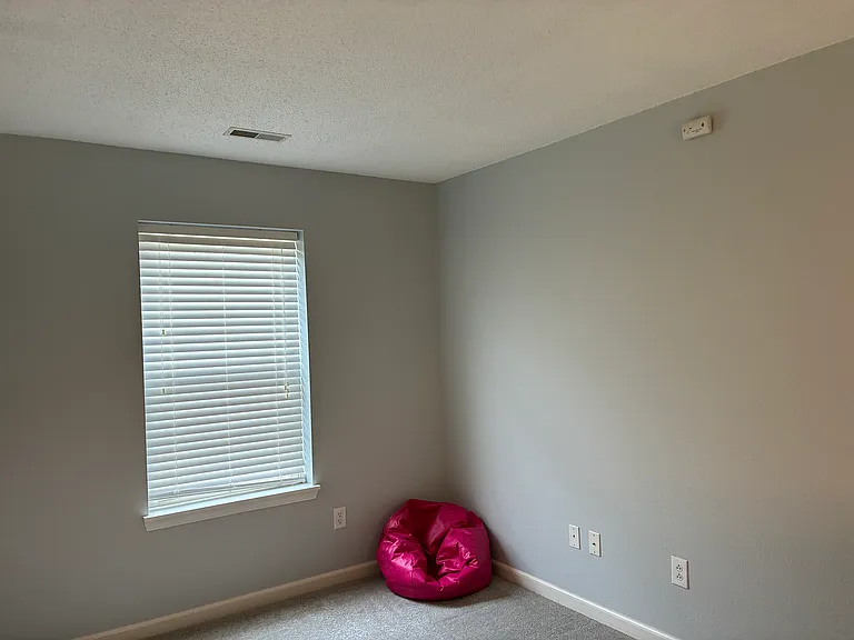 2396 Meadow Bend Dr — Photo 9