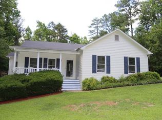 28 Lakeview Ct, Jefferson, GA 30549
