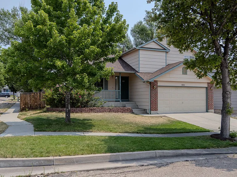 5711 Mesa Mountain Way — Photo 3
