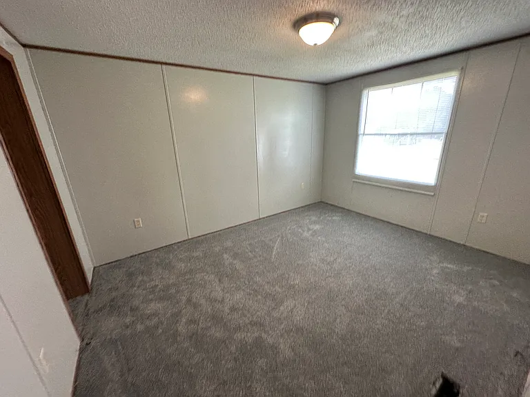 54 Eisler Dr — Photo 6