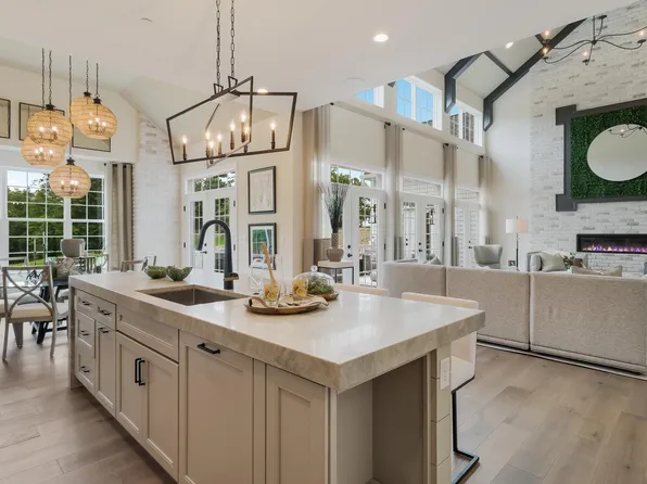 312 E Beechtree Ln, Wayne, PA 19087