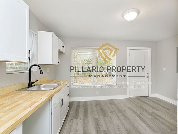 2nd image of 1436 W Congress Ave