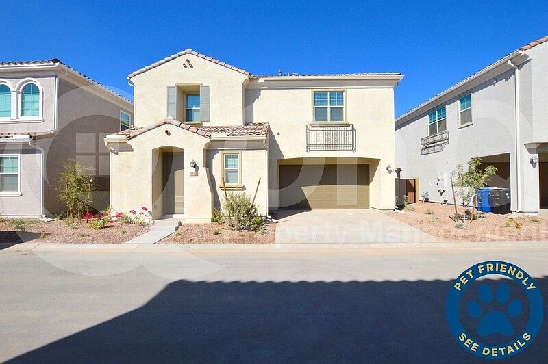 1st image of 1142 E Newland Dr