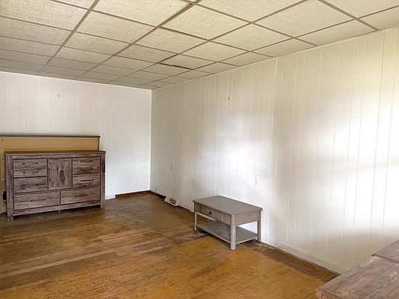5th image of 756 7th Ave S