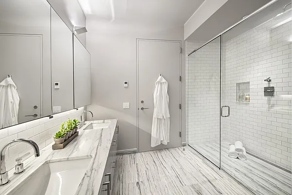 Sold by Stribling | media 21