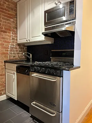 Rented by Brown Harris Stevens | media 13