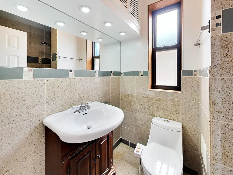 1532 N Greenview Ave #2F — Photo 11