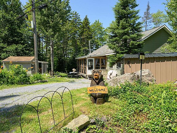 3rd image of 18 Old Route 9