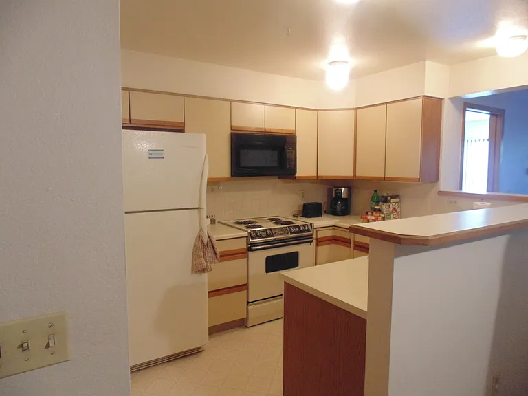 812 Walnut St #C — Photo 4