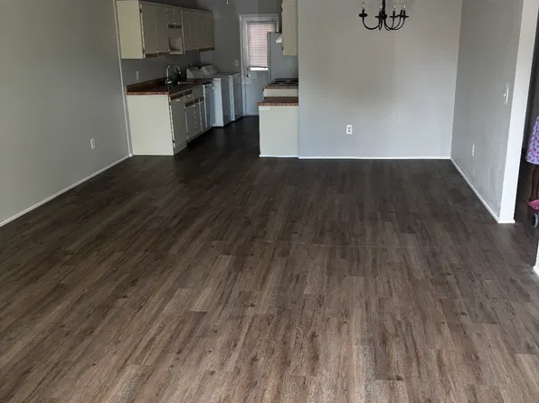 639 E Rosewood Ln, Tavares, FL 32778