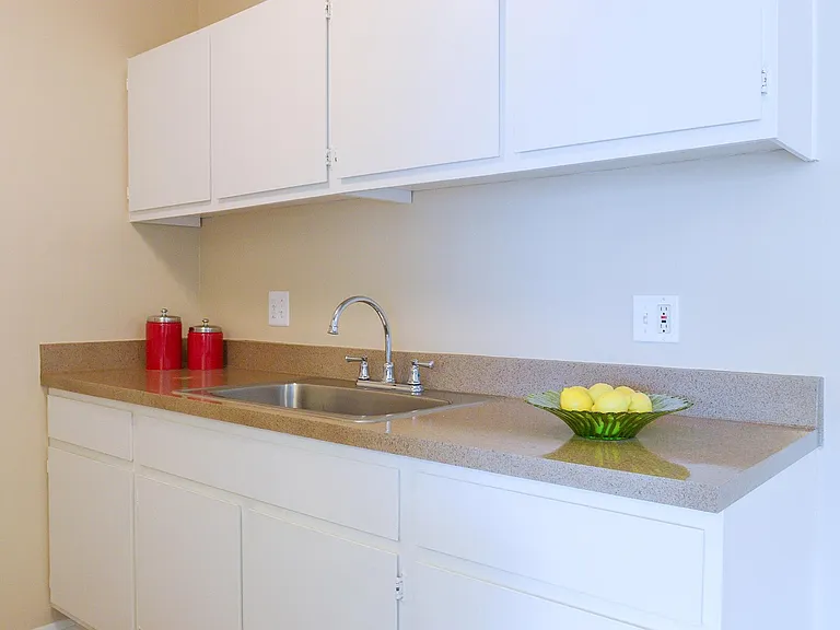 Embassy West Apartments — Photo 12