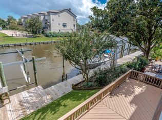 18313 Sandy Cv, Houston, TX 77058