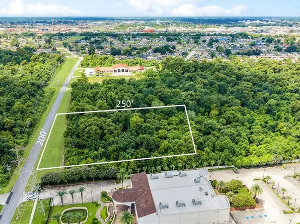 Gretna Blvd, Harvey, LA 70058
