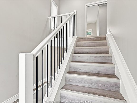 4th image of 2455 Pillette Rd #A