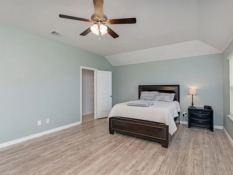 1004 Cotton Gin Ct — Photo 7