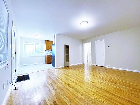 4th image of 580 Geneva Ave #7
