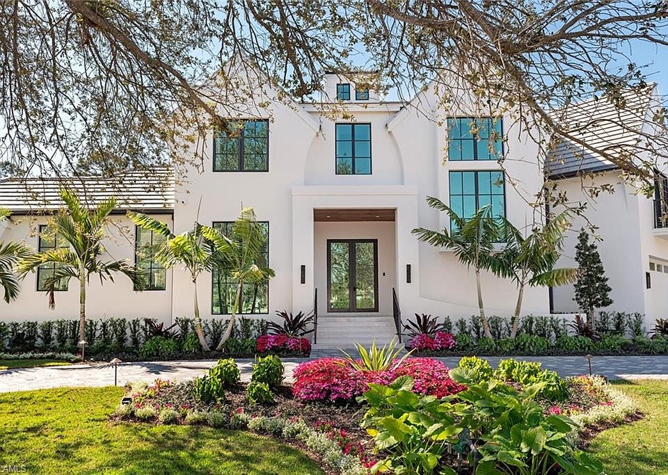 1st image of 5063 Sand Dollar LN