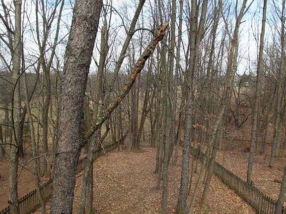 2nd image of 3783 Apple Valley Dr