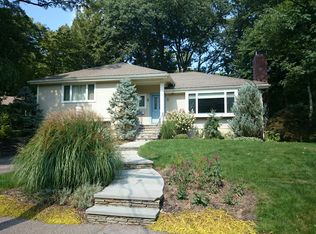 55 Audubon Dr, Newton, MA 02467