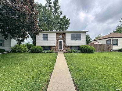 2347 W Lombard St, Davenport, IA, 52804