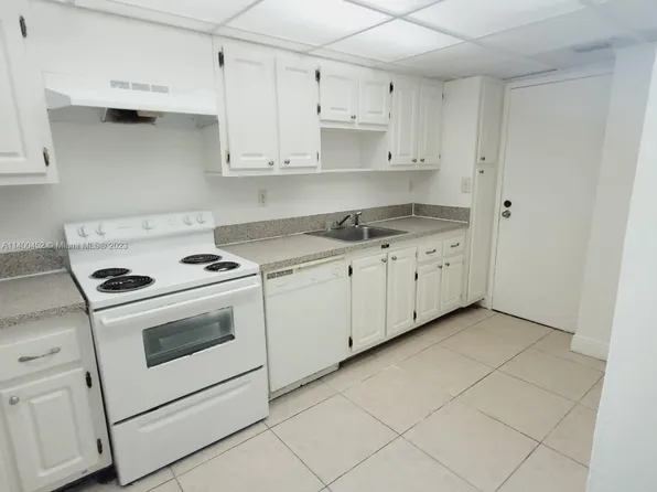 1805 Sans Souci Blvd APT 234, North Miami, FL 33181