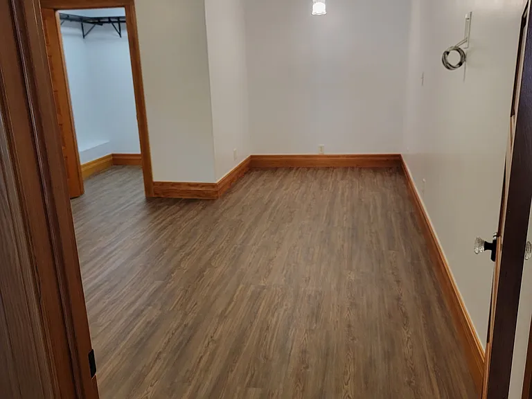 900 1/2 Lucile Ave — Photo 21