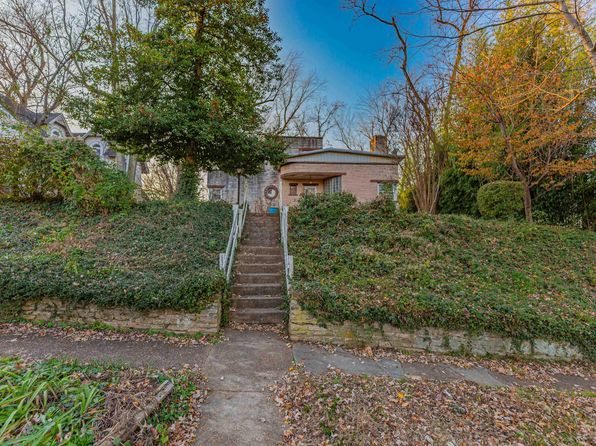 220 N 4th St, Rockport, IN 47635