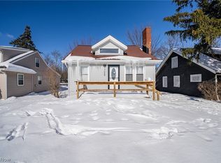 17005 Mapleboro Ave, Maple Heights, OH 44137