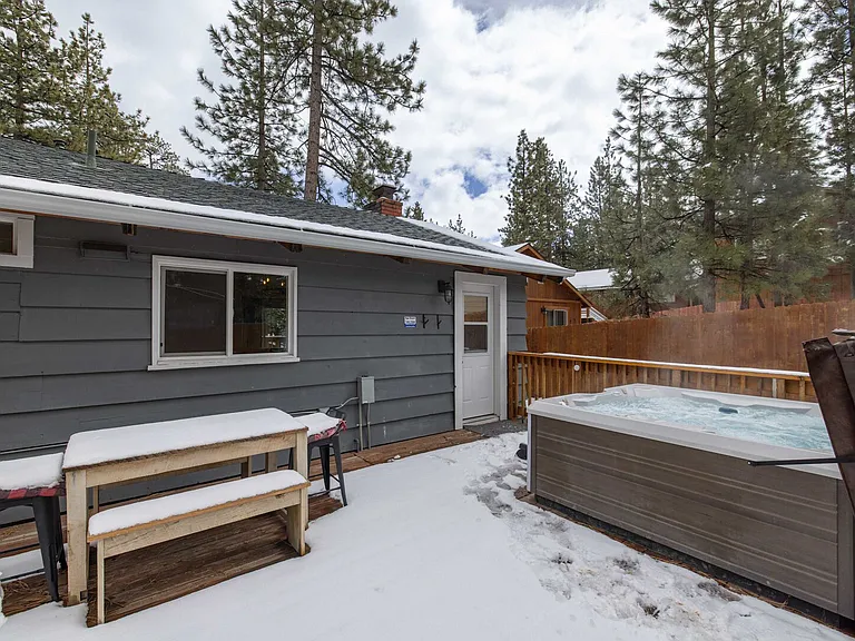 Quail Dr — Photo 20