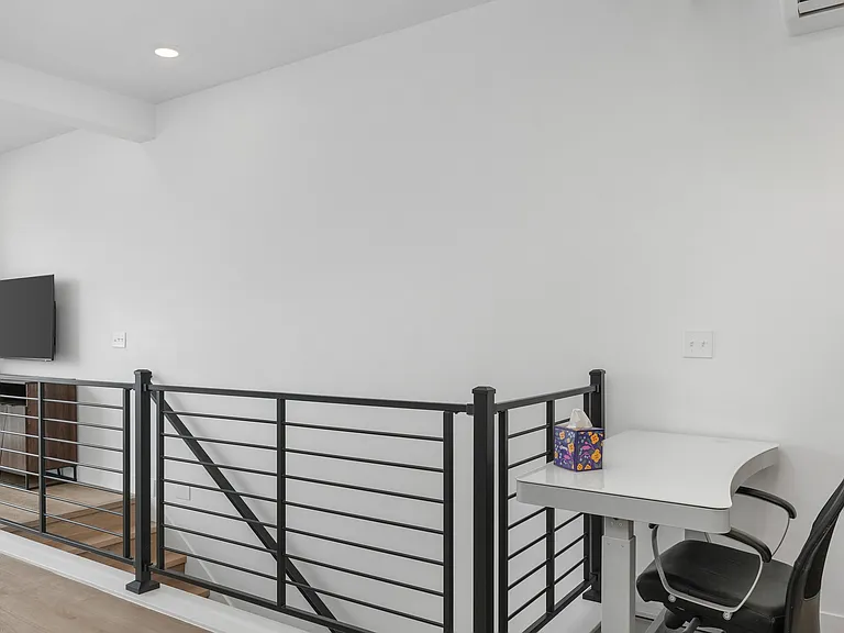 86 W Iko Ave #U325 — Photo 24