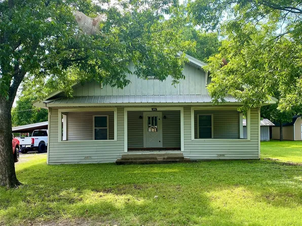 201 S Bois D Arc St #D, Dodd City, TX 75438