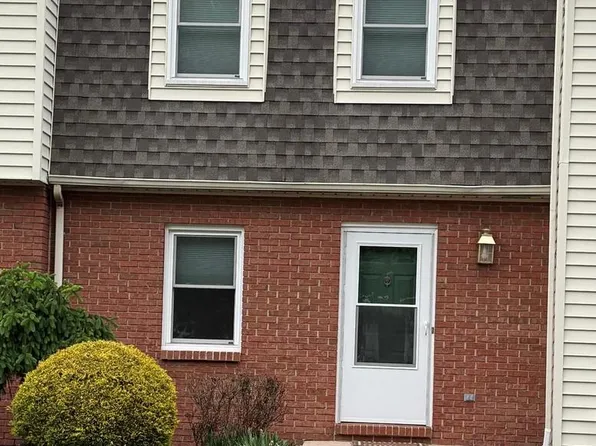 13 Garden Ct, Elizabethtown, PA 17022