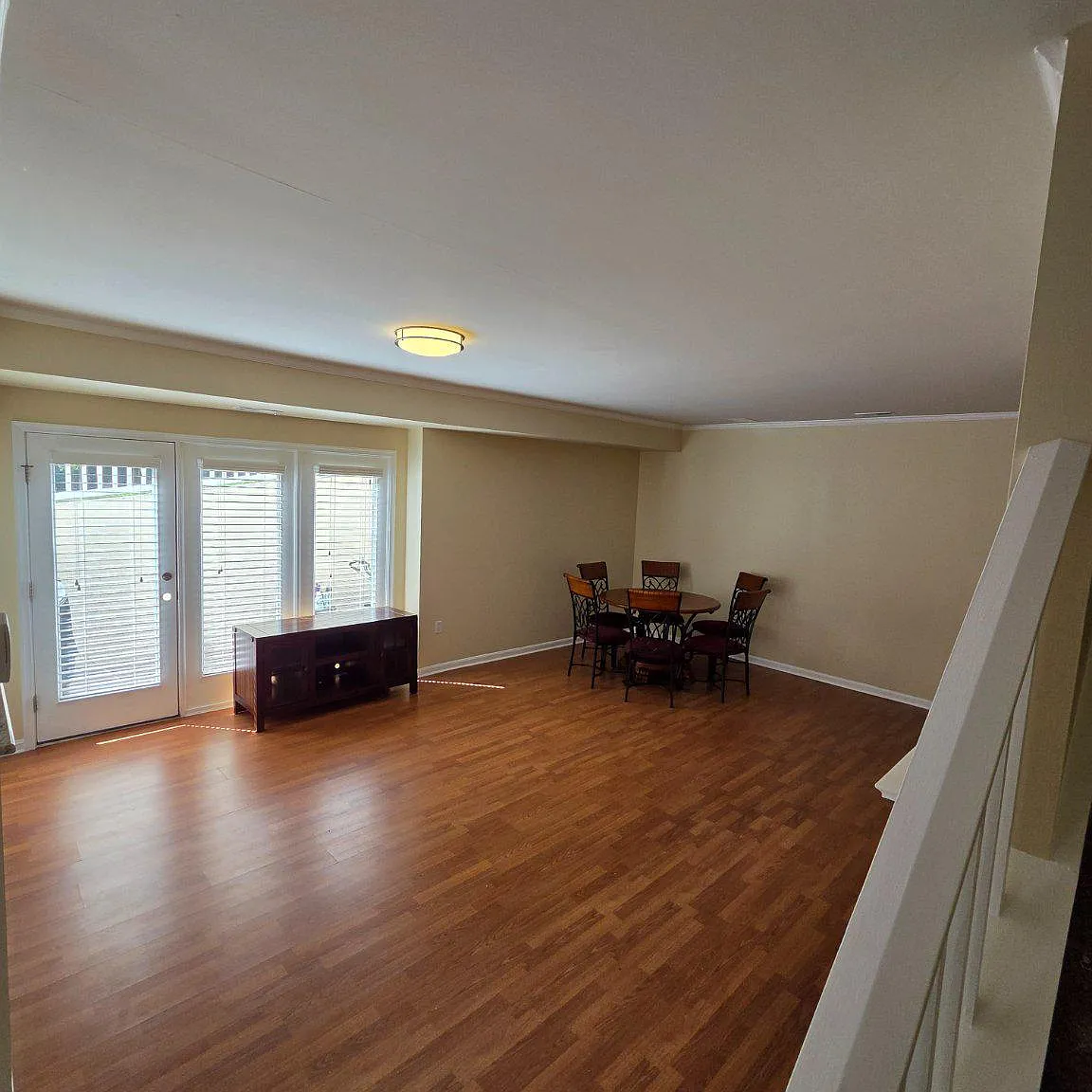 2 bed, 2.5 bath, 1312 sqft, $1,950 — Photo 3