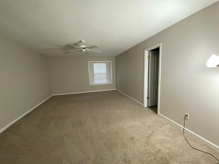 3008 Harpers Ferry Dr — Photo 13