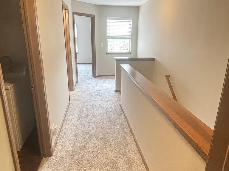2845 Falling Waters Dr — Photo 16
