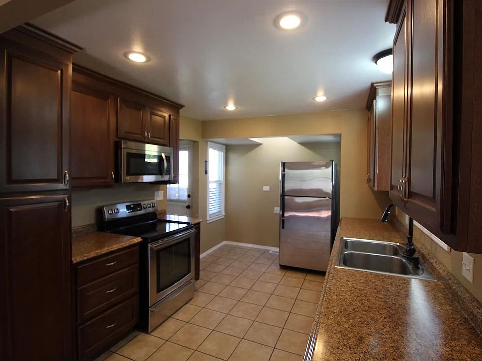 1st image of 1227 E Rockwell Ave