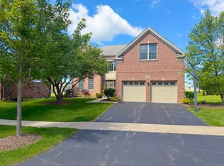 67 Tournament Dr S, Hawthorn Woods, IL 60047