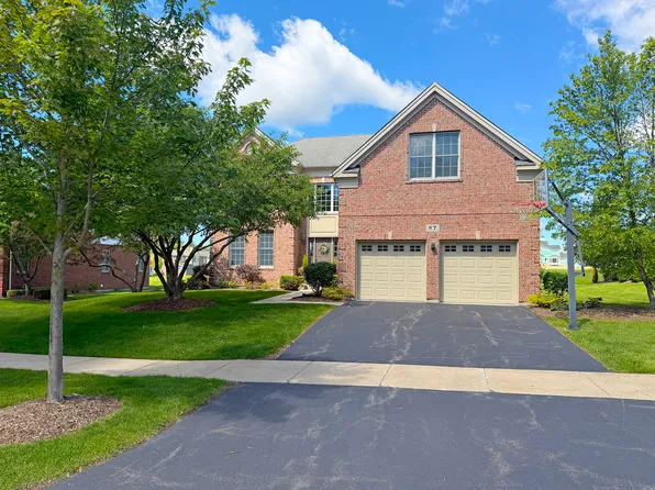 67 Tournament Dr S, Hawthorn Woods, IL 60047