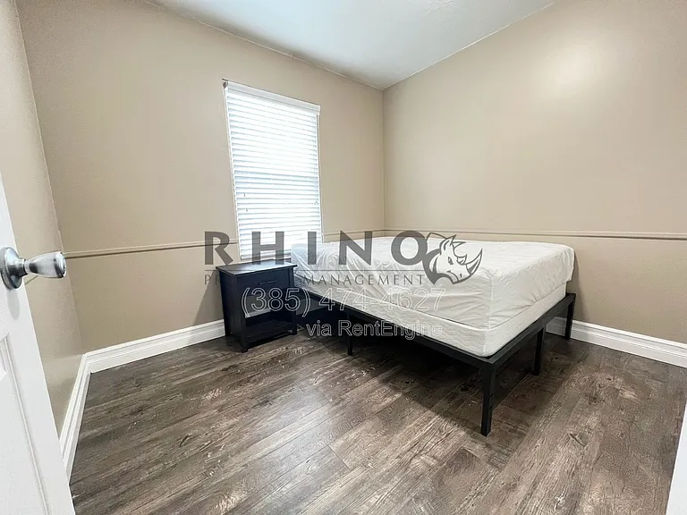 5658 South Village Cir — Photo 7