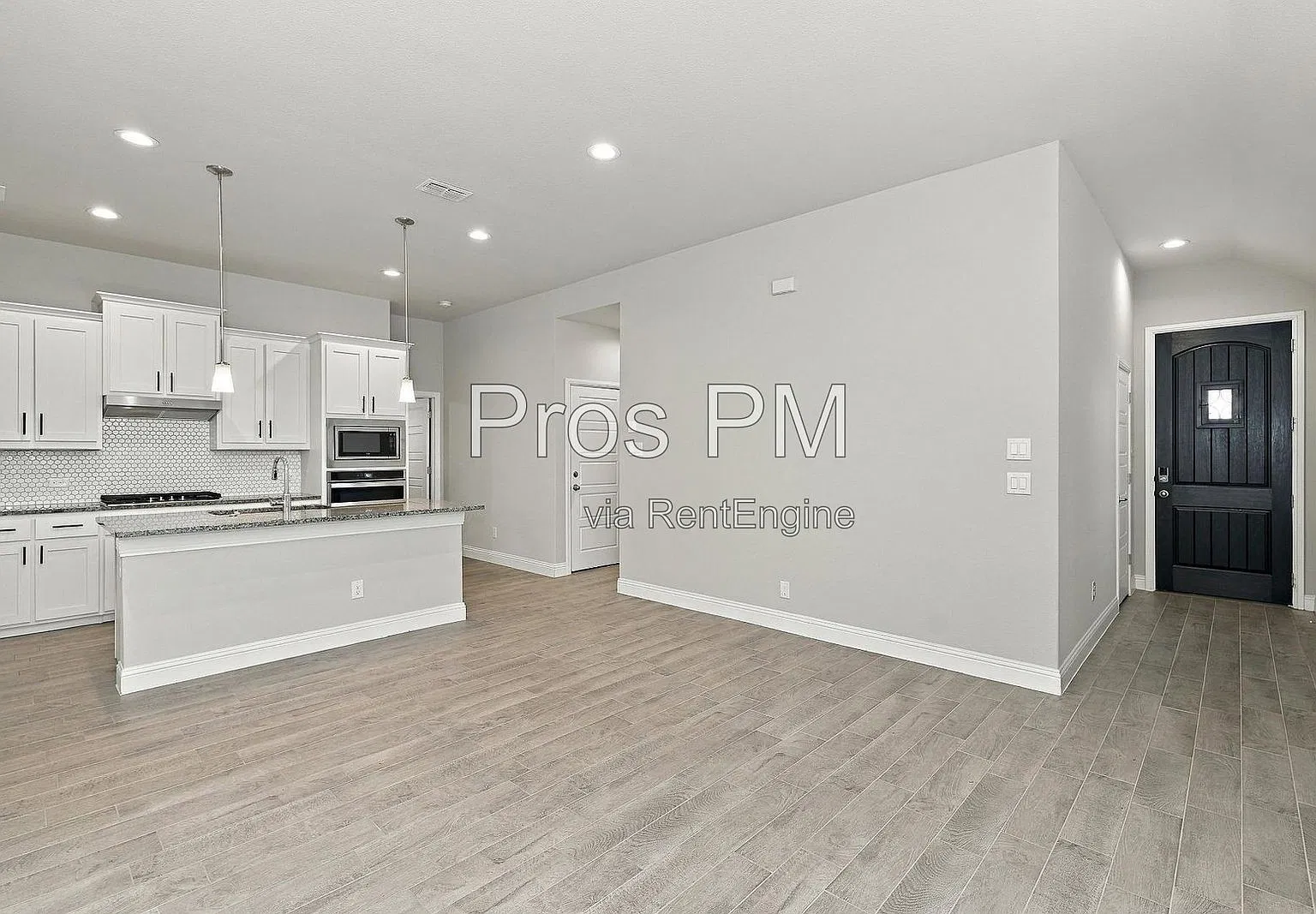 3 bed, 2.0 bath, 1574 sqft, $2,199 — Photo 4